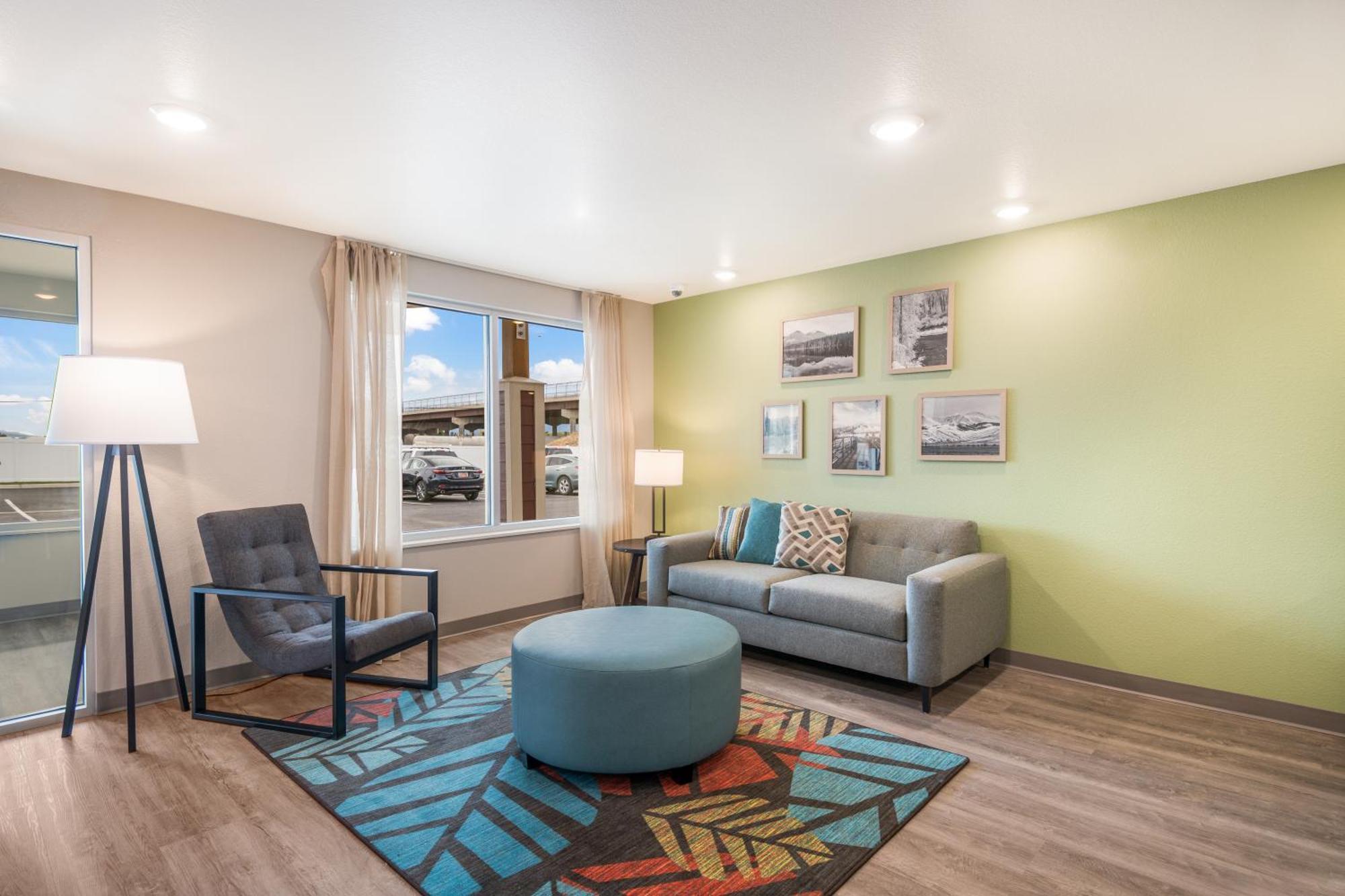 Woodspring Suites Colorado Springs North - Air Force Academy Екстериор снимка